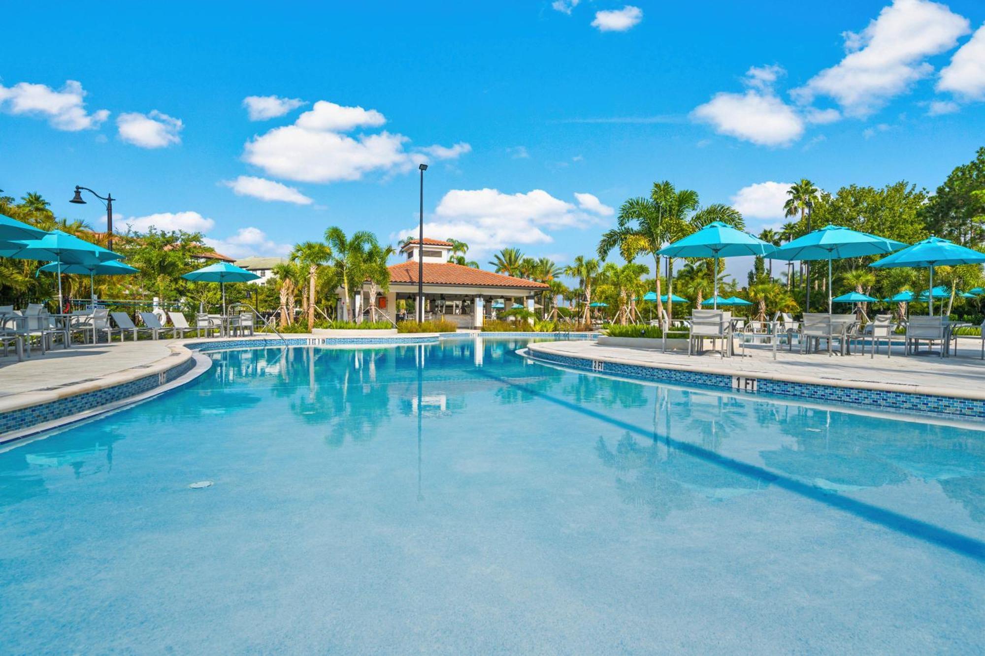 Spacious In Vista Cay Luxury Awaits Apartamento Orlando
