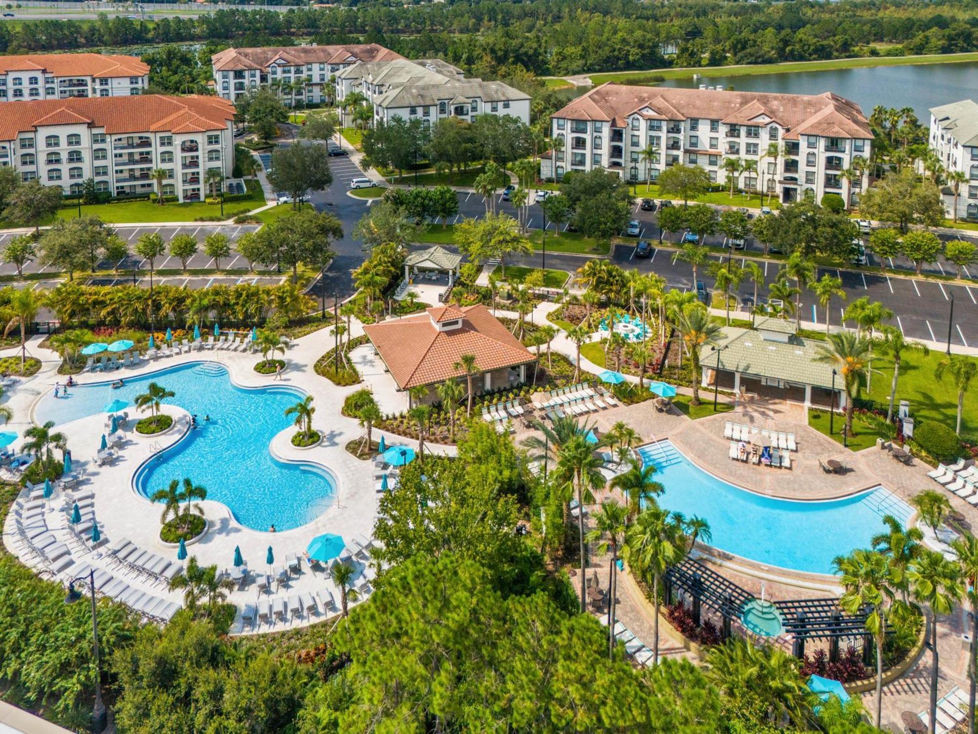 Spacious In Vista Cay Luxury Awaits Apartamento Orlando