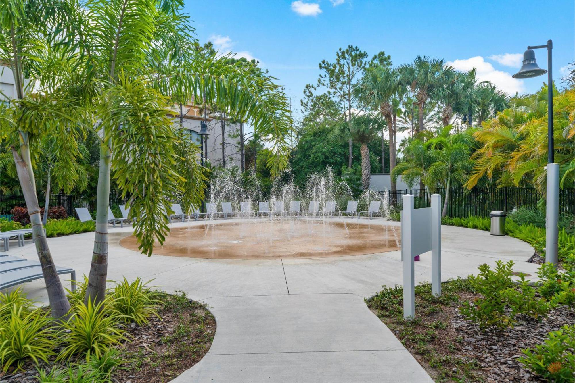 Spacious In Vista Cay Luxury Awaits Apartamento
