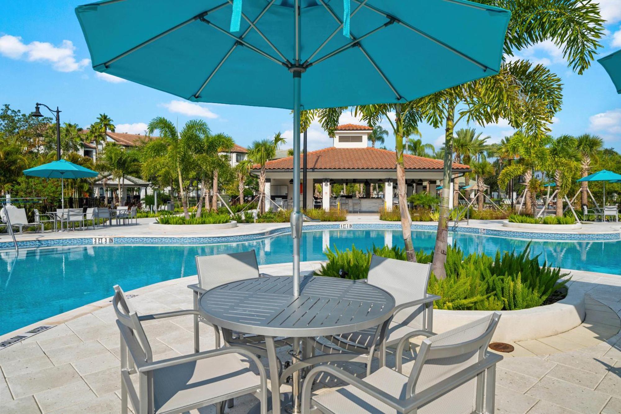 Spacious In Vista Cay Luxury Awaits Apartamento *